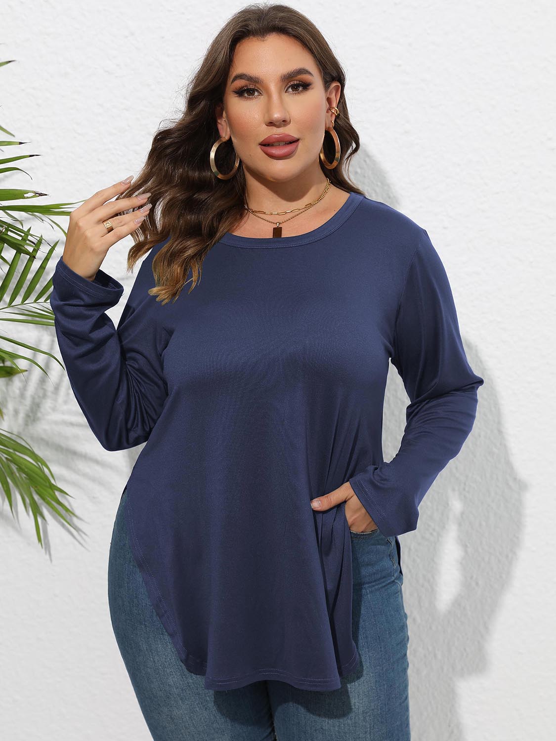 Round Neck Long Sleeve Tee