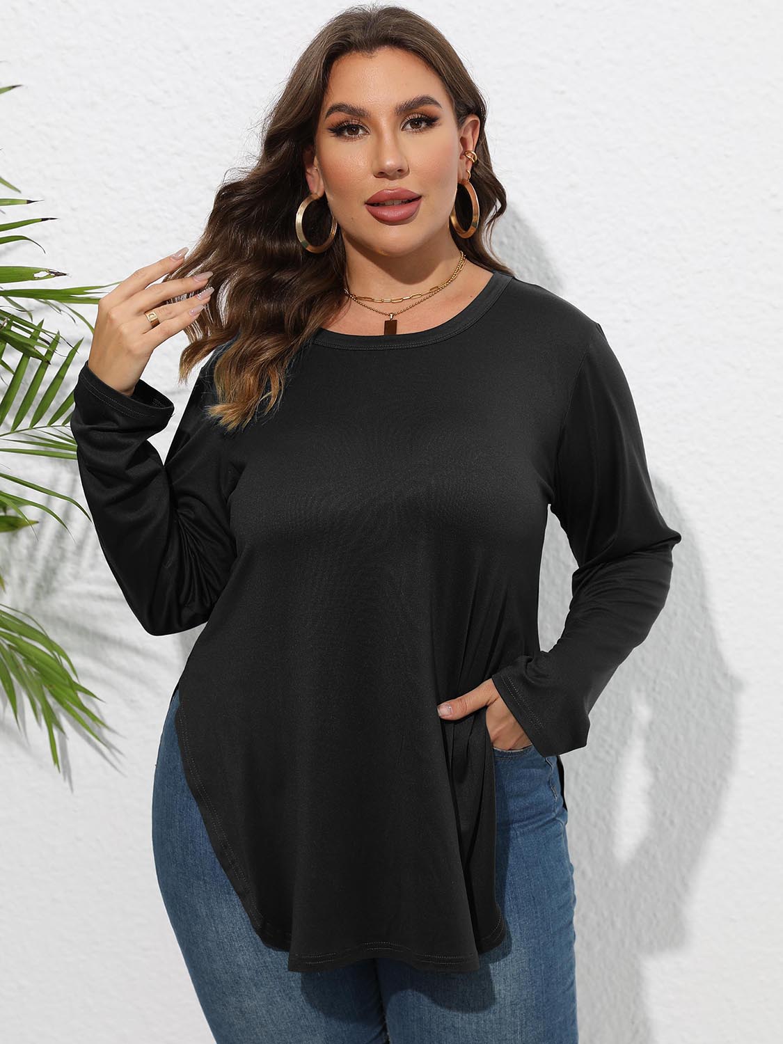 Round Neck Long Sleeve Tee